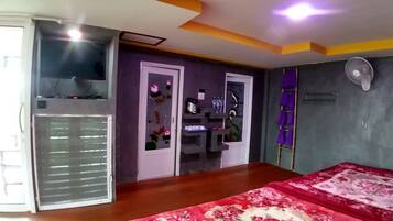 Family House | Room amenity