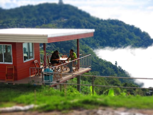 Baanchomdow Phutubberk