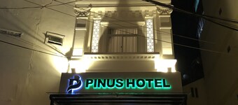 Pinus Hotel