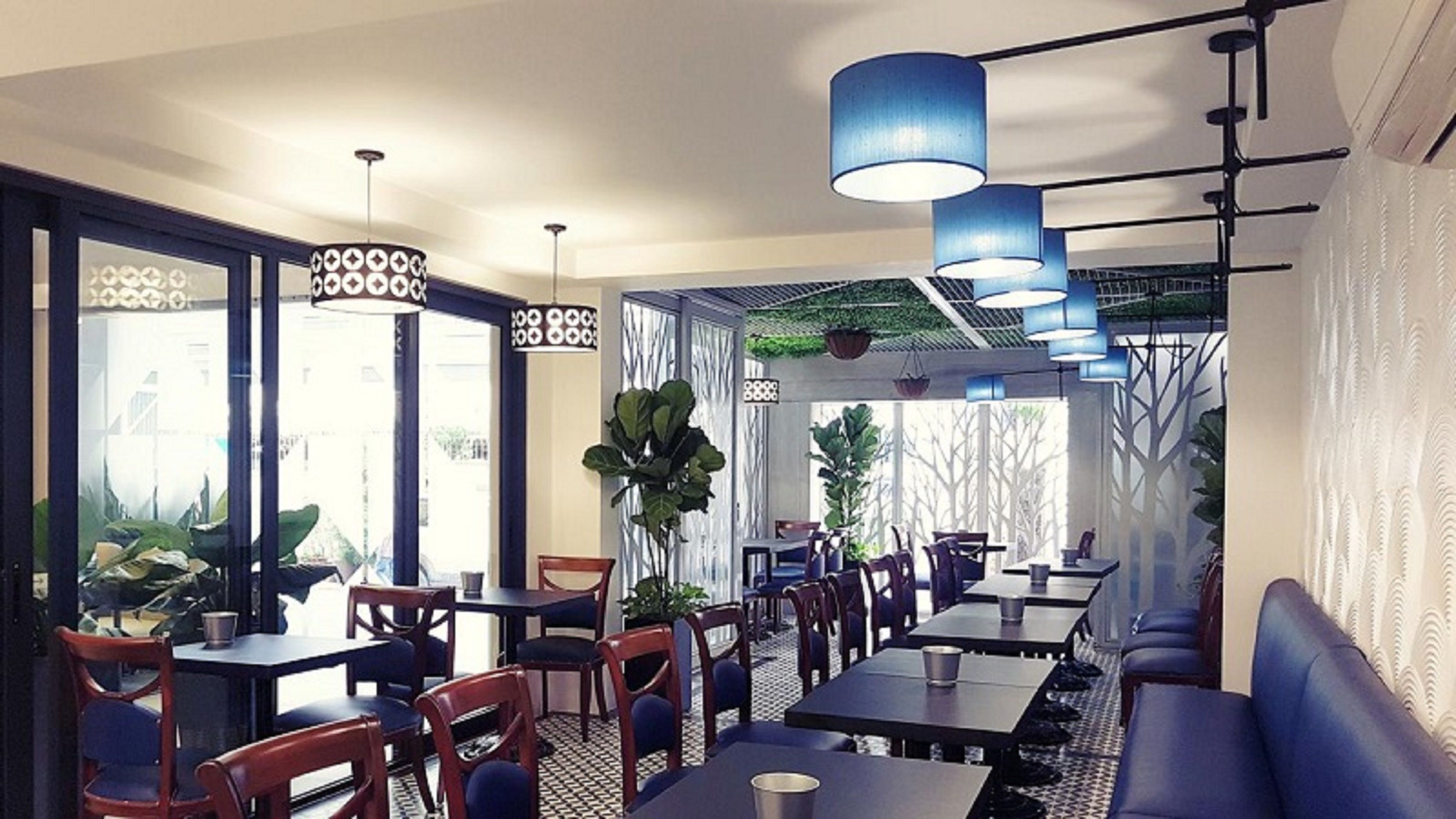 breakfast, lunch, dinner served; local and international cuisine