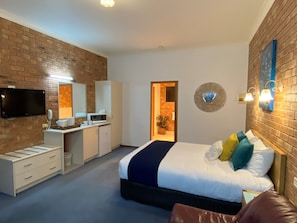 Room amenity - Coastal Waters Motor Inn (Lakes Entrance)