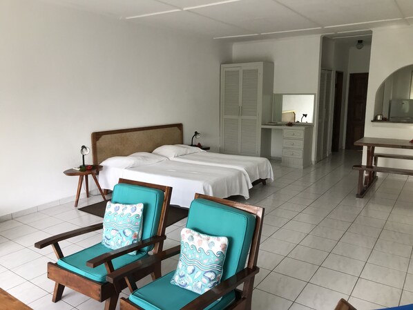 Standard Studio, Non Smoking | Iron/ironing board, cribs/infant beds, free WiFi