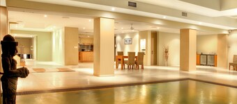 開曼降靈島渡假村及水療中心