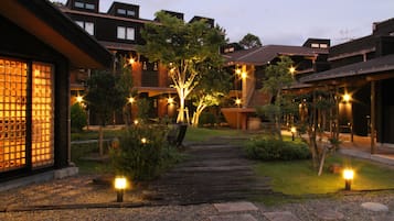 Sân vườn