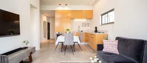 Apartment, 2 Queen Beds, Non Smoking | Living room | 45-inch Smart TV with digital channels