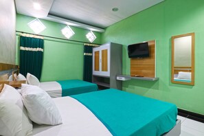 Executive Room | Desk, free WiFi, bed sheets - Hotel Batukaru Garden 3 (Denpasar)