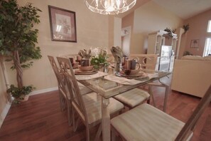 Family Villa, Hot Tub, Garden Area | Family dining