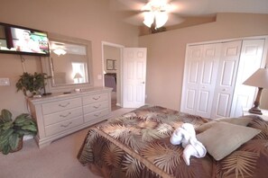 Family Villa, Hot Tub, Garden Area | Room amenity