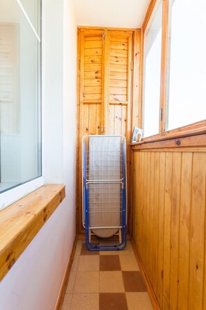 Apartemen Comfort | Balkon