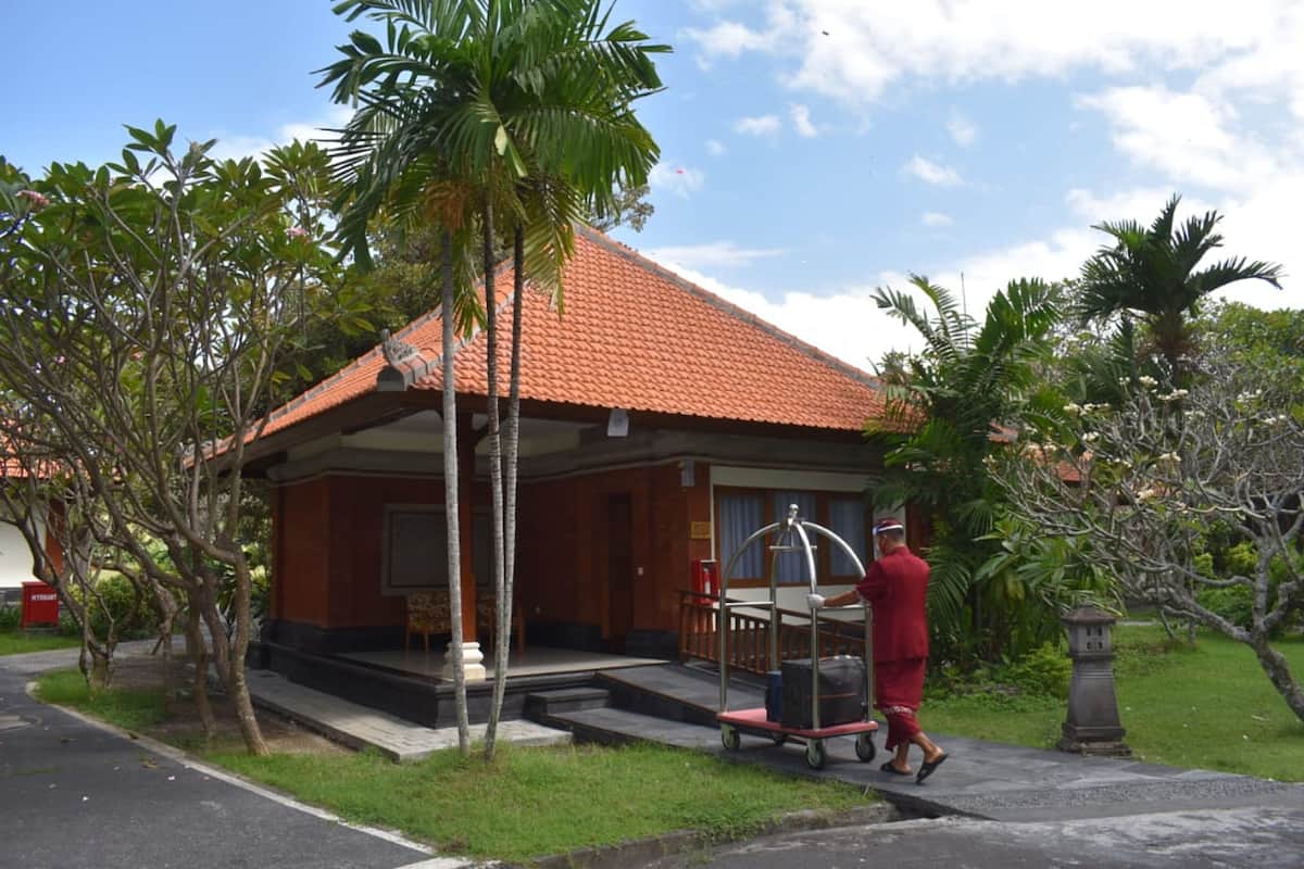 Deluxe Single Room | Minibar, in-room safe, blackout drapes, WiFi (free)