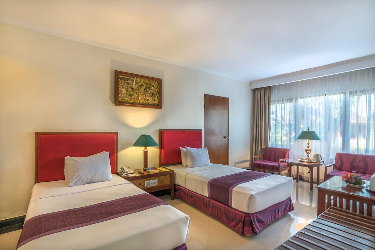 Superior Cottage, 1 Bedroom | Minibar, in-room safe, blackout drapes, WiFi (free)