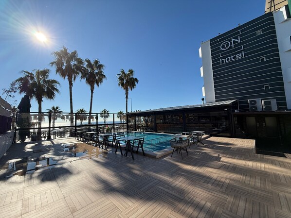 Outdoor pool - On Hotel (Antalya)