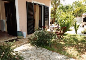 Apartment, 2 Bedrooms, Ground Floor | Balcony - Apartmani Eva (Umag)