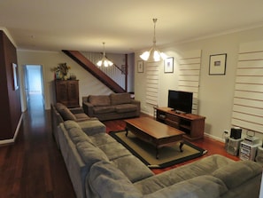 Living area - Central Holiday House at 29 Church in Cowes (Cowes)
