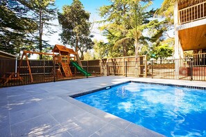 Outdoor pool - Beach House Units - 1 (Cowes)