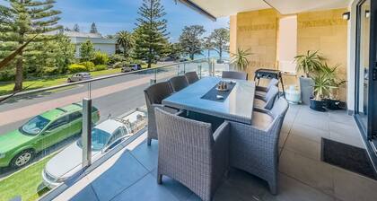 C-Scape by the Sea No.9