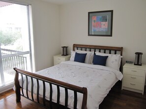 Apartment, 2 Bedrooms | 2 bedrooms, iron/ironing board, cribs/infant beds