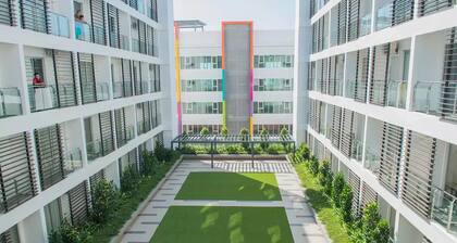 YO.OM Colorful Family Home 3 Pax