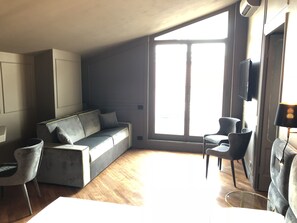 熨斗/熨衣板、免費無線上網、床單