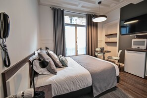 Studio Supérieur 2 personnes 22m² | Hochwertige Bettwaren, Schreibtisch, Verdunkelungsvorhänge