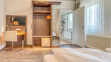 Doppelzimmer (Brauerei) | 1 dormitorio, ropa de cama hipoalergénica, decoración individual