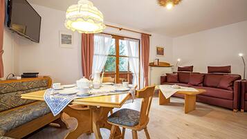 Apartemen | Makan di kamar