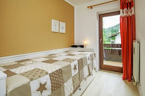 Apartment (Schmankerl) | 2 Schlafzimmer, Schreibtisch, Babybetten, kostenloses WLAN