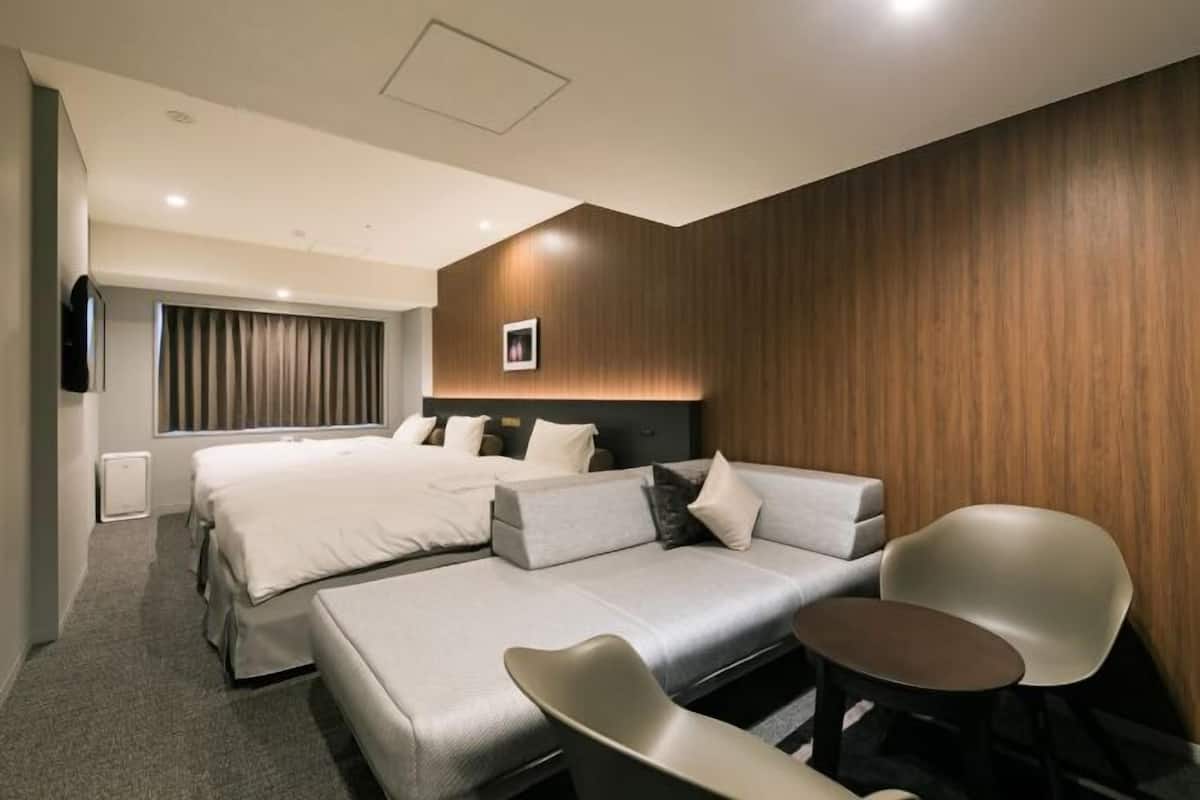 In-room safe, free WiFi, bed sheets, wheelchair access
