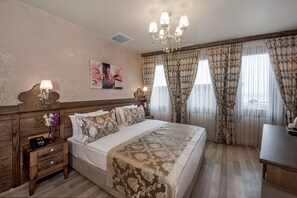 Deluxe Suite - Perapolis Hotel (Istanbul)