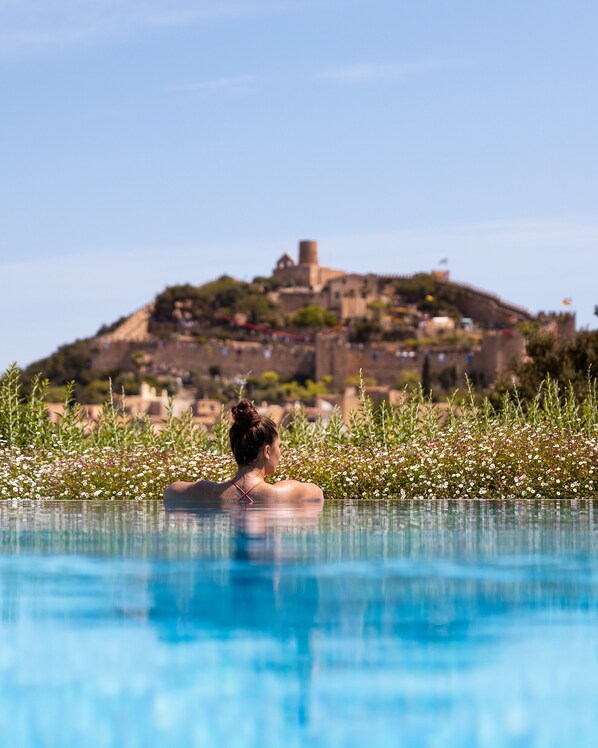 Indoor pool, outdoor pool - Hotel Creu de Tau Art & Spa (Capdepera)