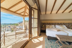 Superior Double Room, Balcony | Minibar, in-room safe, desk, soundproofing - Hotel Creu de Tau Art & Spa (Capdepera)