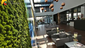 2 bares, 2 bares junto a la piscina