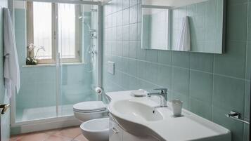 Villa, 5 Schlafzimmer | Badezimmer
