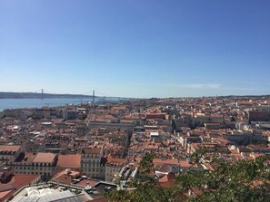 View from property - 7 Seas 3 Hostel (Lisbon)