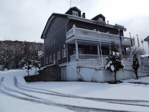 Exterior - La Montaña Palentina (Guardo)