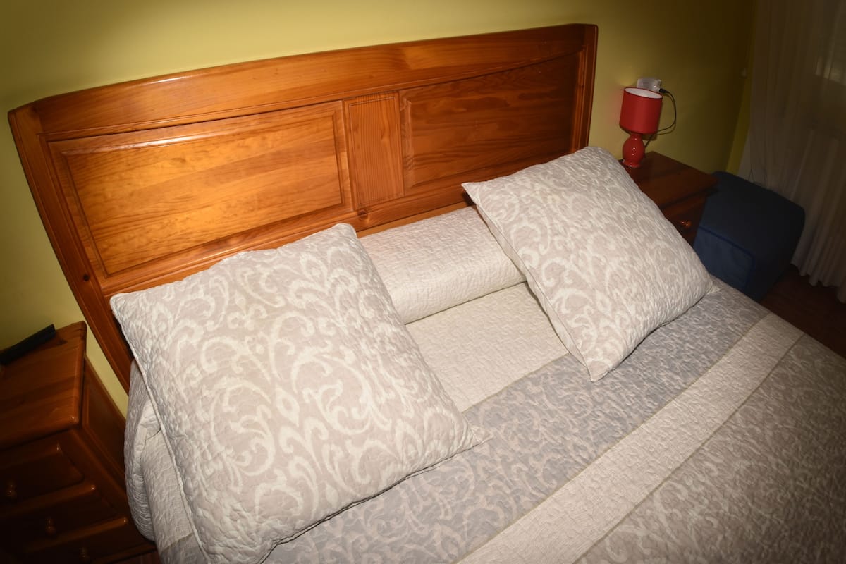Double Room | Desk, laptop workspace, iron/ironing board (on request), free WiFi