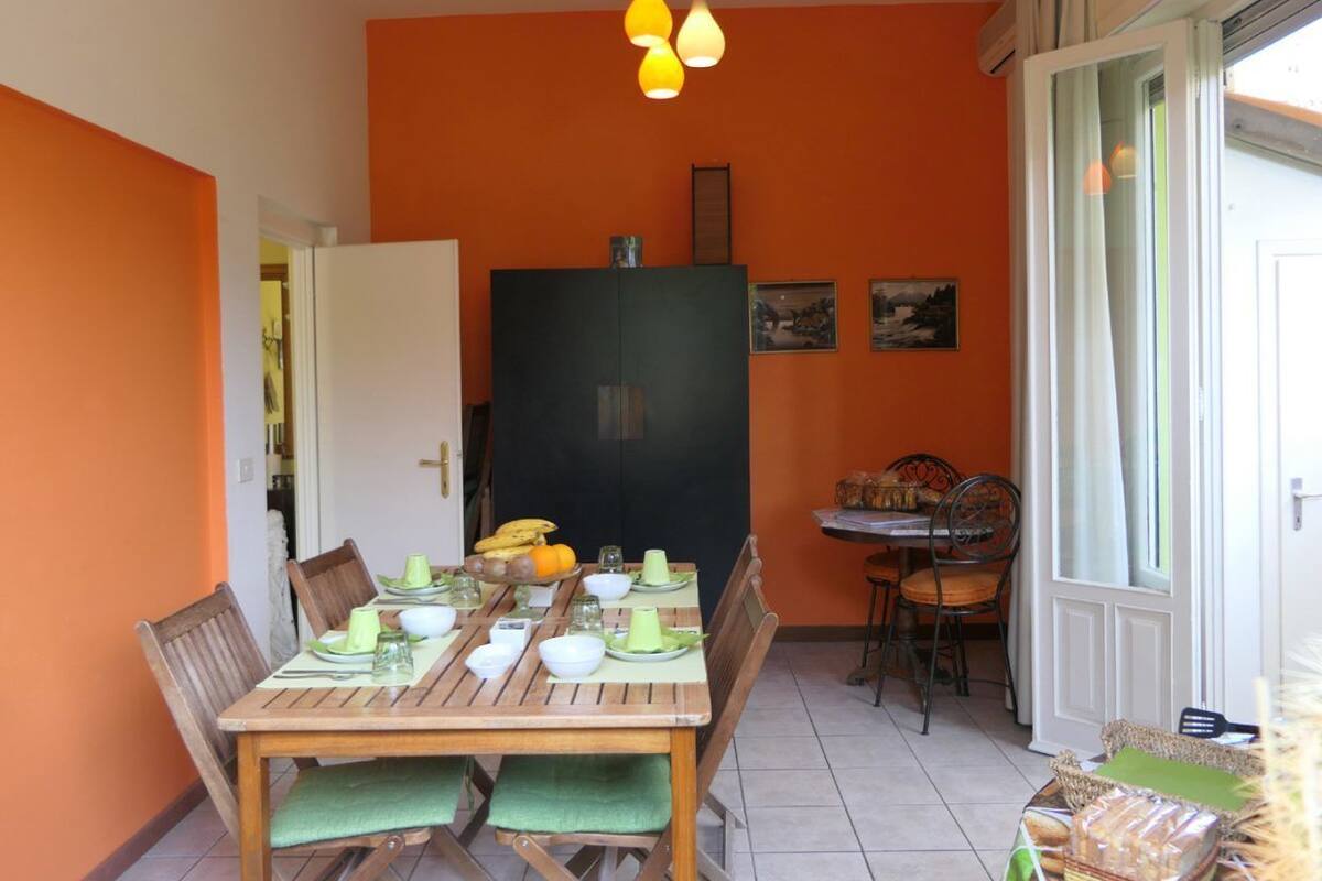 Triple Room, Patio (Arancio) | In-room safe, desk, free WiFi, bed sheets