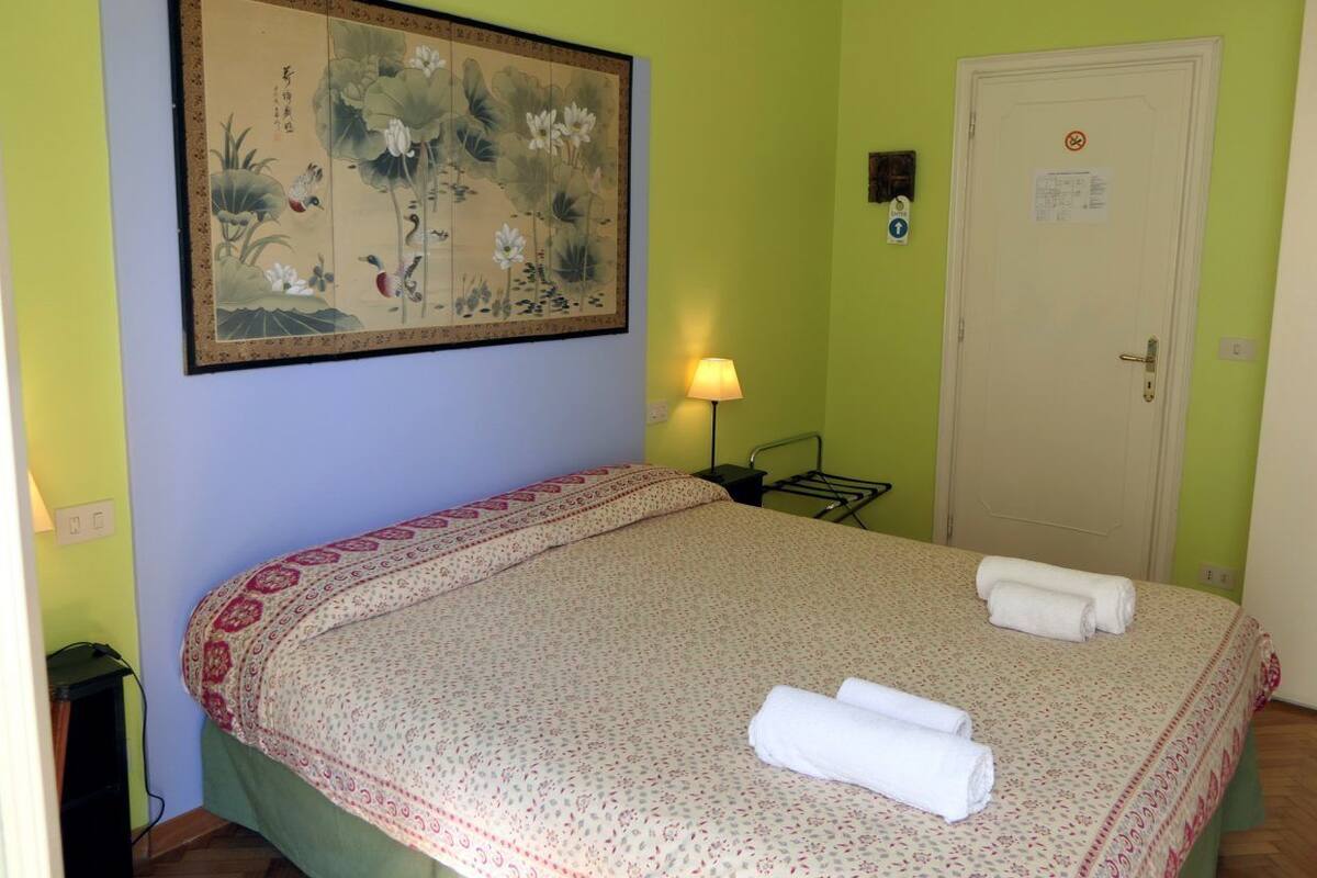 Double Room, Balcony (Verde) | In-room safe, desk, free WiFi, bed sheets