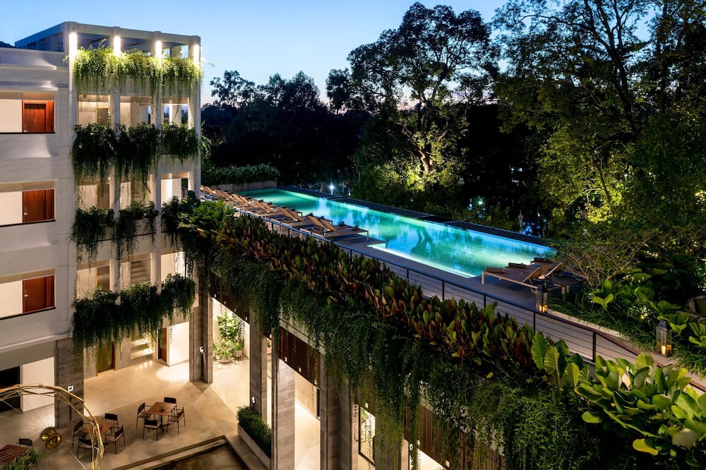 Treeline Urban Resort