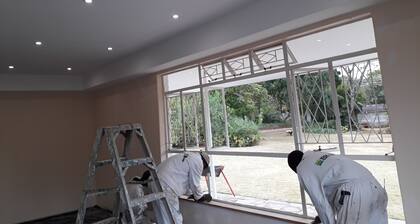 2 Bedroom Executive & Holiday Suburban Home