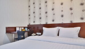 Standard Double Room - Hotel 360 (Jakarta)