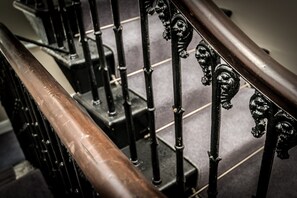 Hallway - Stunning City Centre 2 Bedroom Apartments (Liverpool)