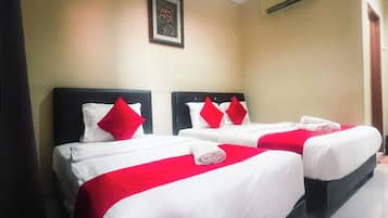 Desk, iron/ironing board, free WiFi, bed sheets