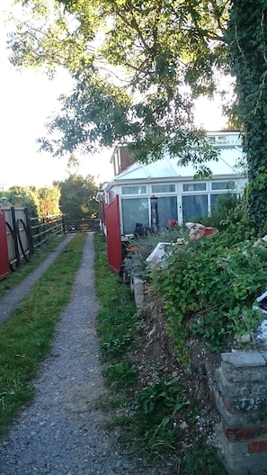 View from property - Shiralee Bed & Breakfast (Salisbury)