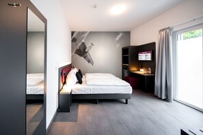 Zimmersafe, Schreibtisch, schallisolierte Zimmer, kostenloses WLAN