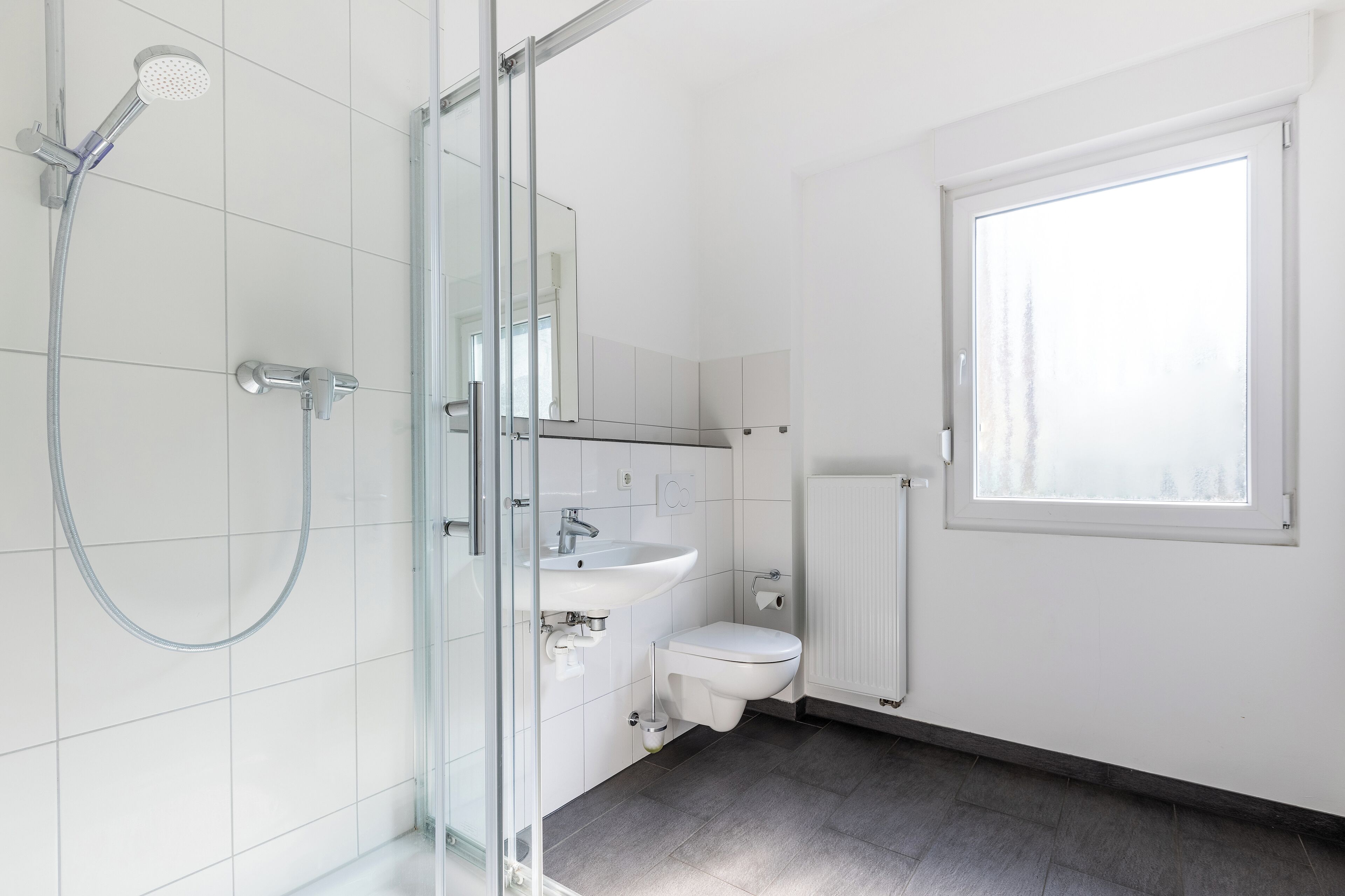 bathroom amenities | shower, hair dryer, towels, soap