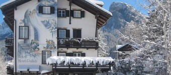 Hotel Monti Pallidi