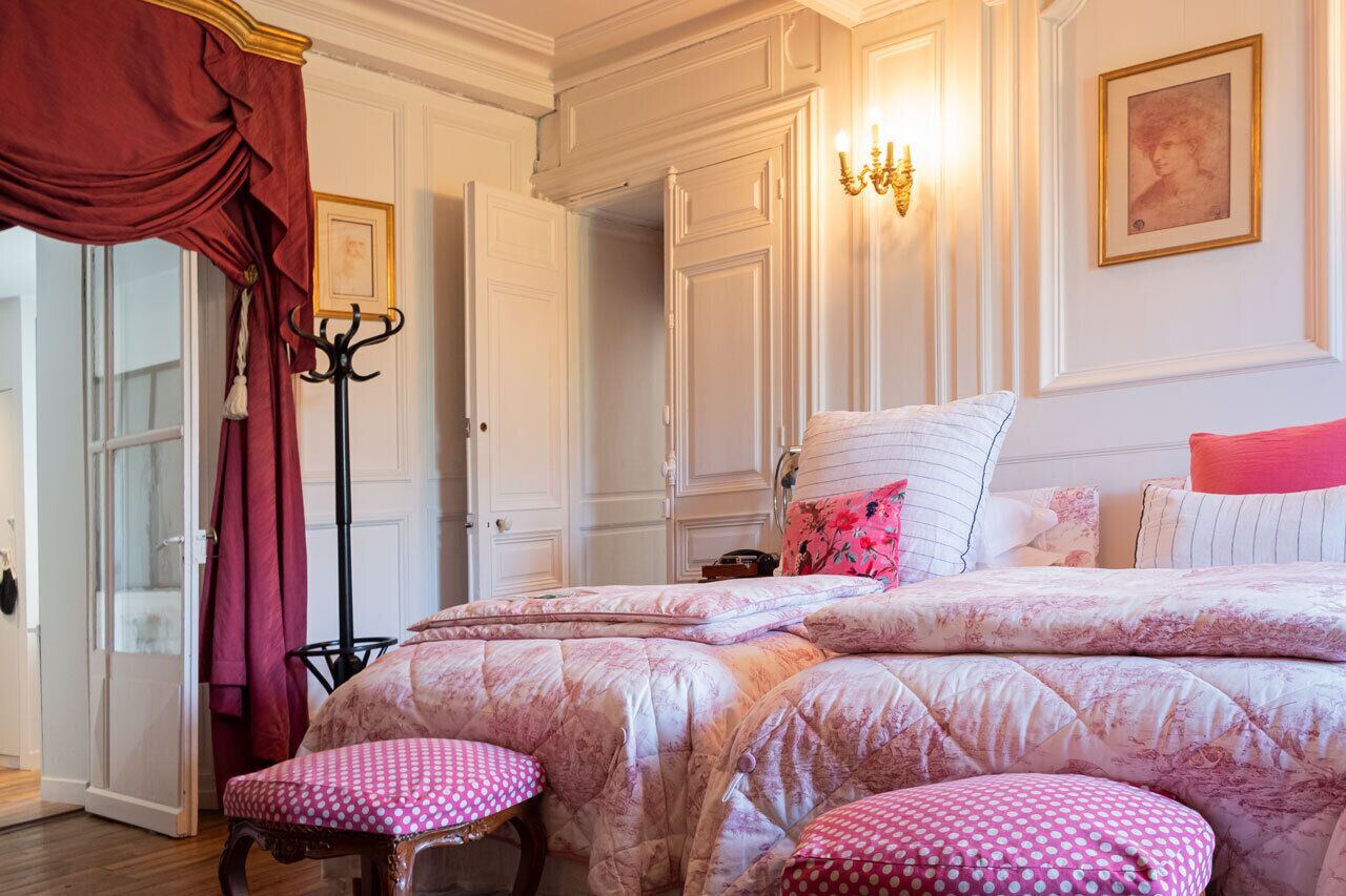 premium bedding, individually decorated, individually furnished, desk