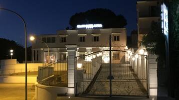 Front of property - evening/night