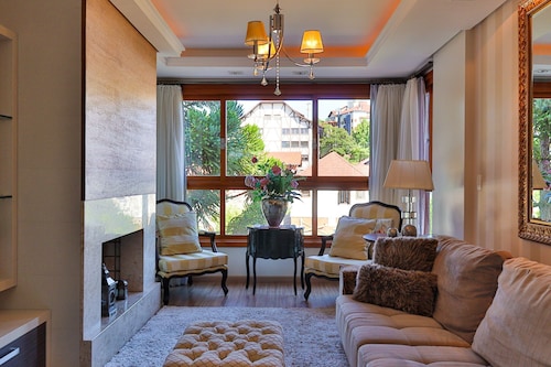 Locar-in Gramado Apto de Luxo Centro